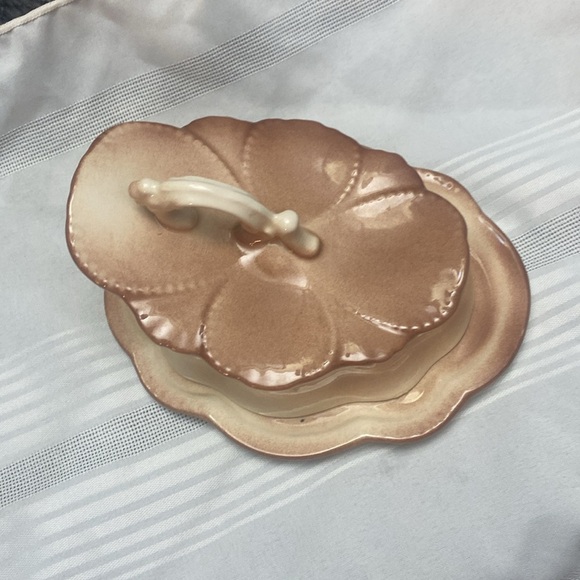 Ceramic Butter/Cheese Dish - Picture 9 of 16